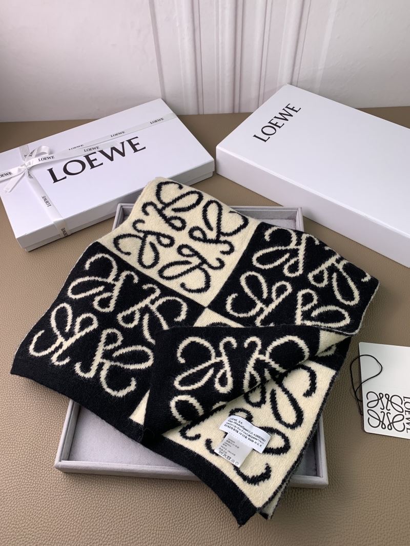 Loewe Scarf